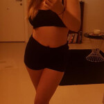 Adrianna - Hola soy Adriana una mujer y cariñosa a yme encanta ver y hacer disfrutar de un ratito si