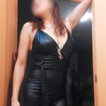 VIOLETA SI QUIERES RELAJARTE VEN A MIS MANOS