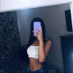 Oriana - Hola a todos soy Oriana tengo 20 años y soy una acompañante de lujo y me encantaría conocer