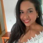 SOY TU FAVORITA - LATINA JOVEN Y GUAPA DE PERSONALIDAD VIBRANTE CON LA QUE TE PODRÁS RELAJAR EN CADA