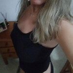 Española masajista - Soy una atractiva masajista. mezclaré lo relajante con todo mi cariño y . . . p
