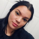 Linda chica curvy Latina lugar propio y salidas