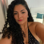 Valentina CARIÑOSA BELLA EN IRUN