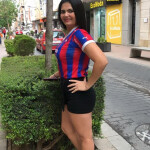 MUJER ENCANTADORA Y COQUETA EN PEÑISCOLA