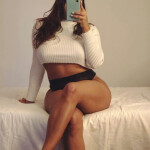 Linda exótica Venezolana de piel canela PISO PRIVADO