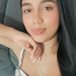 Daniela latina jovencita divertida hermosa