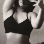 RUBY - Hola soy Ruby una colombiana de 25 años con un encanto irresistible y una energía que hará qu