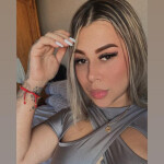 Juliana morena latina hermosa