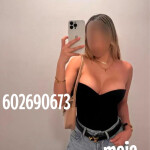 Estoy en Ordenes por primera vez soy el tipo de chica que buscas una jovencita muy y