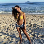 Solo - Hola Soy Cloe una atráete jovencita muy educada y amable. Soy deportista me encanta conocer p