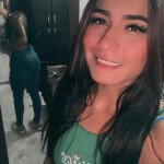 Colombiana en platja de aro