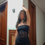 Valentina. - Hola que tal soy Valentina una chica auténtica cariñosa y llena de energía positiva. De