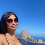 Los cristianos Tenerife sur chica TS cariñosa en la isla