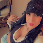 Chica Trans colombiana de vuelta