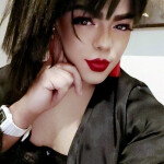 NOVEDAD FEMENINA MUY GUAPA HAGO SALIDAS