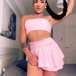 Andrea - Hola chicos!!! Soy Andrea hermosa chica trans de alta standing con quien puedes pasar y com