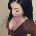 Linda chica trans con