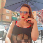 Chica trans con ganas de