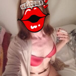 Trans femenina guapa cariñosa