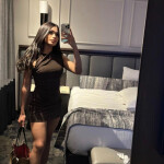 LATINA PRIMERA VEZ CON SITIO
