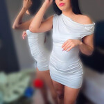 Latina en peñiscola muy alegre