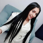 Colombiana guapa e en el centro de Vigo
