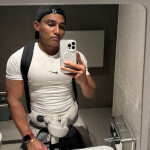 Chico Colombiano - Yo chico colombiano estoy disponible masajista 25 años masculino fibrado majo con