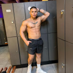 NOVEDAD APROVECHA!!! soy MASTERTOMMY 695032626 joven muy simpático y cariñoso. Estoy con muchas GANAS
