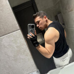 Masajista gym - Hola mi nombre es Carlos encantado de poder ayudarte a relajar de las tensiones del 