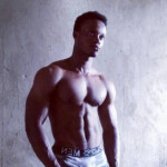 Amo Chico Africano Joven Musculuso