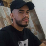 Latino colombiano serio masculino con ganas ahora