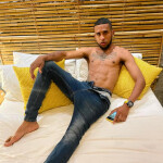 NEGRO - Negro disponible buen cuerpo de gym recién llegado de el primerote mi y darte masaje y relaj