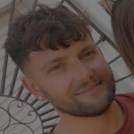 STRAIGHT NOT GAY! women only!! I'm Adam... 1.96m tall 94 kg MAN living in Spain for 3 years new in La Linea