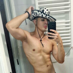 DANIEL LATINO - Hola soy Daniel un chico educado y con ganas de . Envíame un mensaje al WhatsApp si 