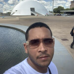 Moreno d - Hola me llamo Roberto soy un chico d piel moreno y excelente compañía para todo lo q ofre