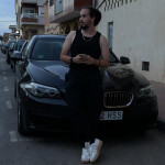 Man in palma— Chico en palma