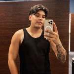 Ander Coruña - Hola soy Ander un caballero latino con muchas cualidades y energías positivas . Si ne