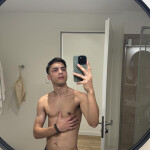VENEZOLANO ! - Hola a todos soy Sebastián un chico venezolano de 24 años estoy listo y pasar momento