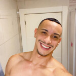Alex - Hola soy Alejo con un físico definido de paso por tu ciudad. . Puedo ser la compañía perfecta