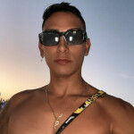 Guapo chico latino - Hola me llamo Alejandro colombiano guapo y muy educado dispuesto a todos me gus