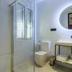Habitaciones - Zona vegueta habitaciones lujosas bien equipadas con baño incluido.