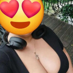 En COCHE desde - Hola soy Raquel una mujer fuerte en el. y cal... con mis , N ,MASAJES ,MUY ALEGRE .