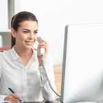 BUSCO RECEPCIONISTA PARA TRABAJAR EN VILLARREAL