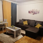 PISO PLAZA !!! CHICAS DELGADAS