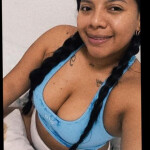 Chica colombiana recien llegada a alzira