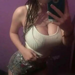 NUEVA EN M ASAJES E CANTADORA MUY Y CARIÑOSA VEN Y DATE UN CAPRICHITO EXTROVERTID EN VILLAGARCIA AROUSA