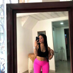 Novedad Valeria - Hola soy una chica nueva en coruña .. tengo 20 años son escríbeme si te interesa q