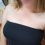 RUBIA GUAPA EN TUI CUERPO BONITO