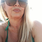 Señora colombiana atractiva y