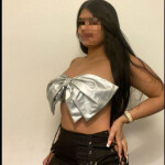Hola soy Valentina - Latina joven recién llegada divertida muy extrovertida con quien hablar de cual